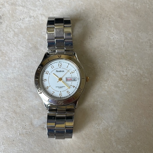 Armitron men battery water resistant 100ft stainless steel date&day - Picture 2 of 9